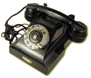old-phone.jpg